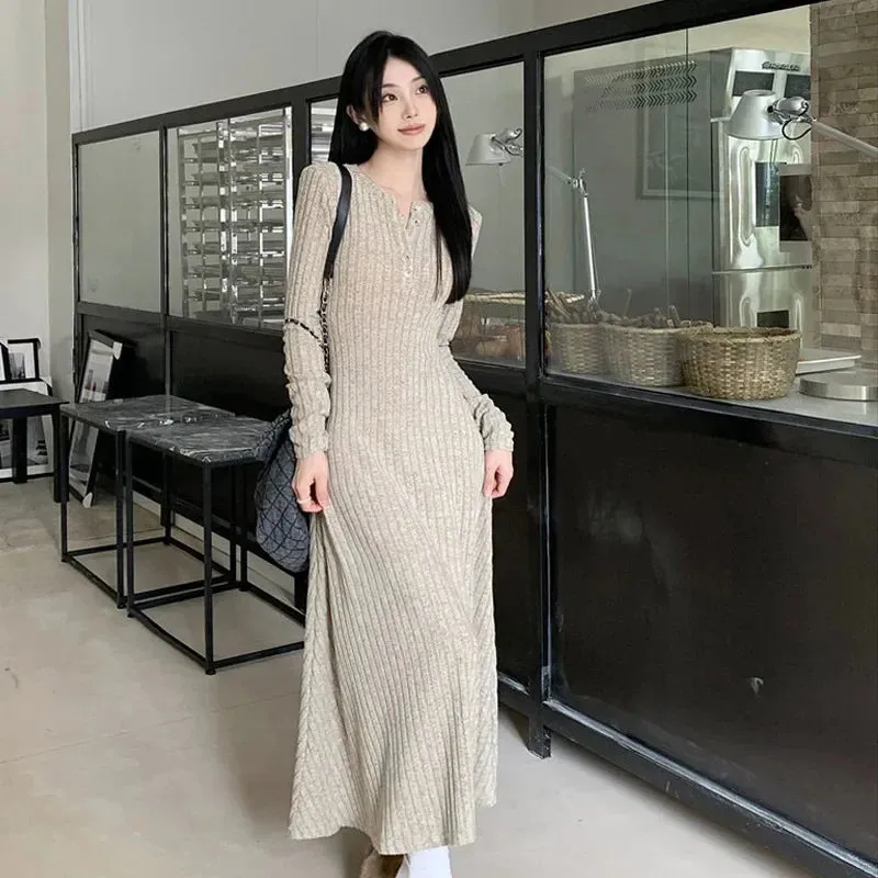 Amozae-Women's Elegant Vintage Design Knit Dress Long Sleeve Autumn/winter 2024 New High-end Fitted Waist Three-color Dress