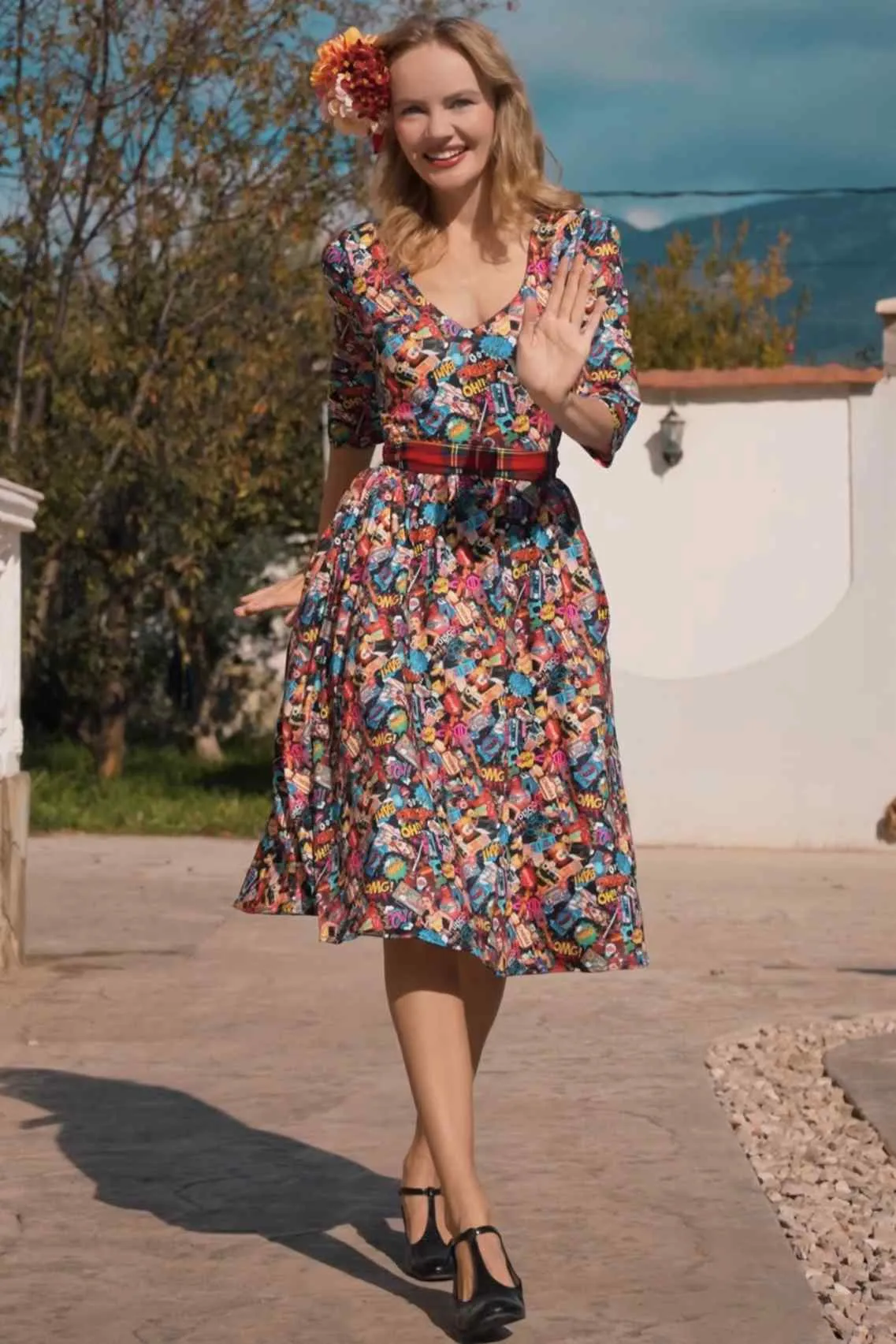 Billie Long Sleeved Pop Art Dress
